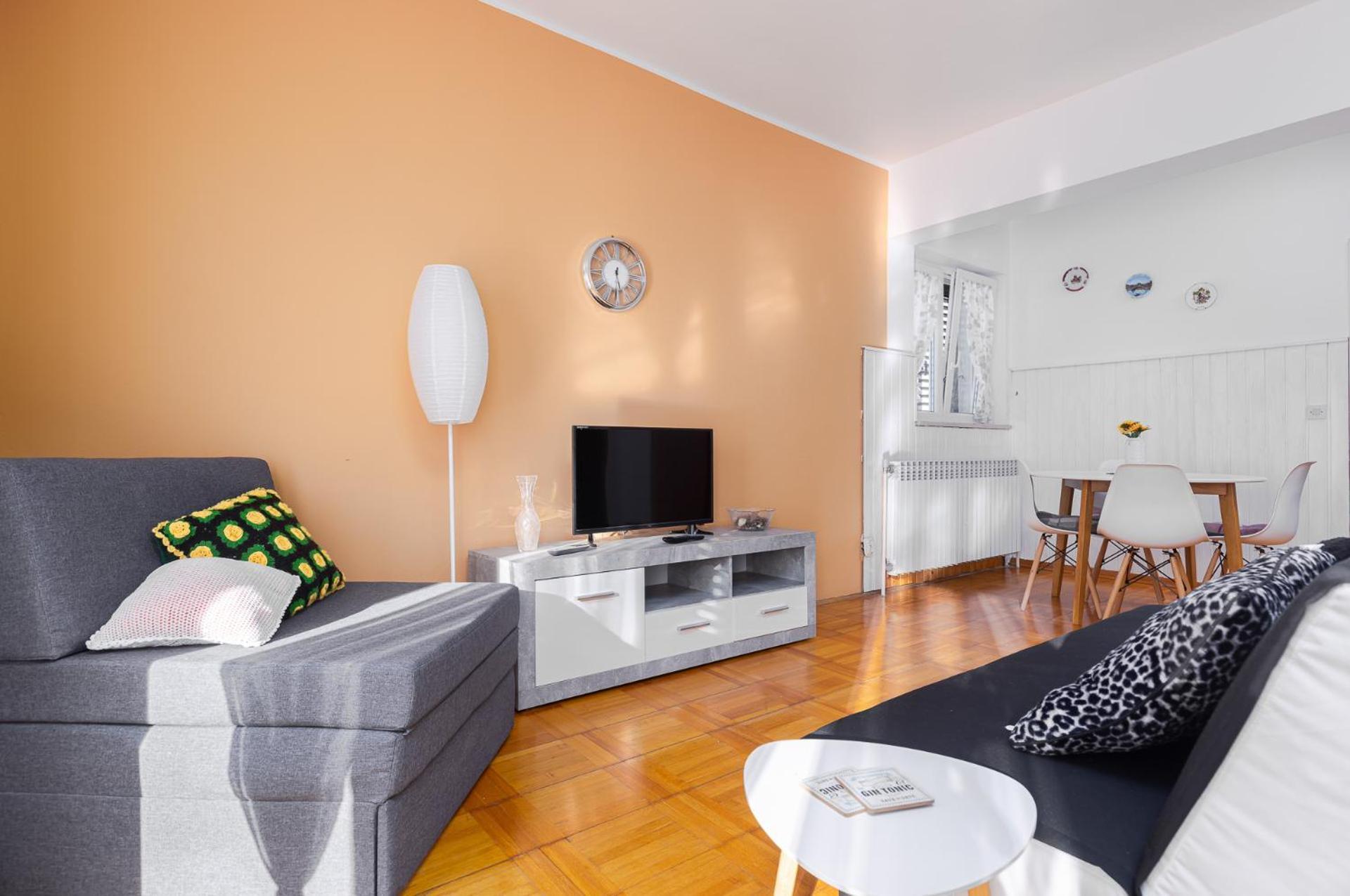 Milo Apartment Пореч Екстериор снимка
