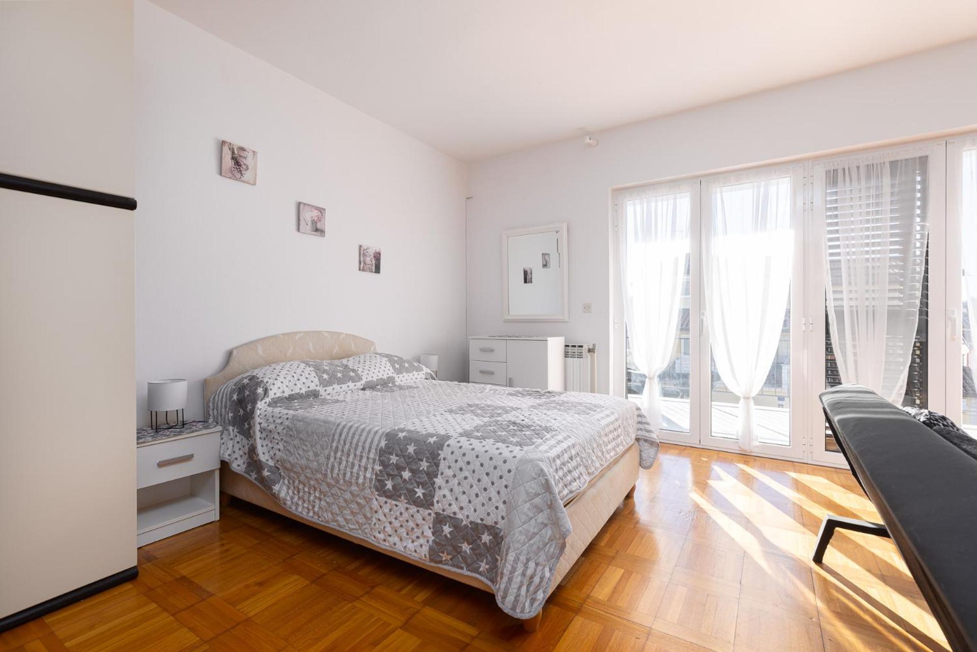 Milo Apartment Пореч Екстериор снимка